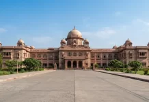 राजस्थान विधानसभा में प्रस्तुत हुआ CAG का अनुपालन लेखापरीक्षा सिविल प्रतिवेदन राजस्थान विधानसभा भवन का बाहरी दृश्य जहाँ CAG प्रतिवेदन प्रस्तुत किया गया।